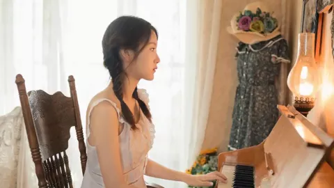 丈母娘喂饺子婚礼