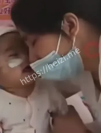 00后父亲割肝救女