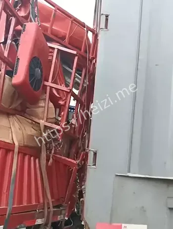 大货车刹车失灵