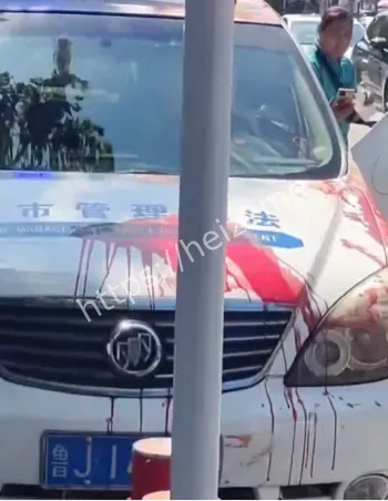 五马市场小贩割喉自杀事件