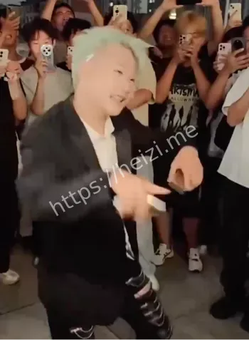 保安合影王扁反转爆料