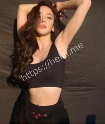 俄罗斯男子普吉岛皮卡车视频