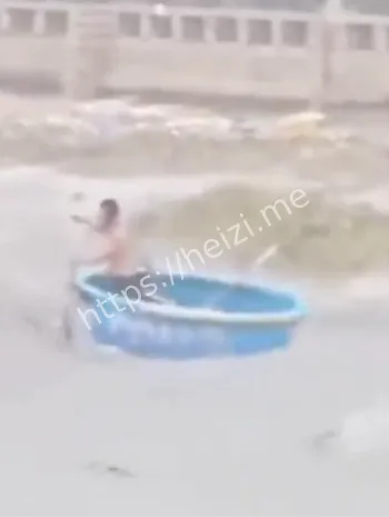 11级风力房屋房顶掀翻原因