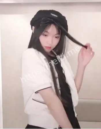 双面人设福利姬哲学