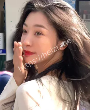 千万网红易梦玲恋爱史