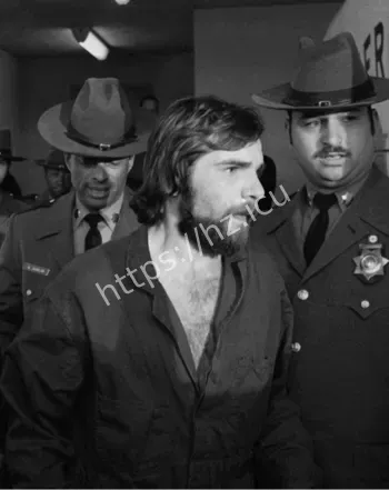 德福家族恶魔附身